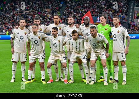 Mailand, Italien. April 2024. Das Startelf der Roma für das Spiel der UEFA Europa League zwischen AC Milan und Roma in San Siro in Mailand. (Foto: Gonzales Photo/Alamy Live News Stockfoto