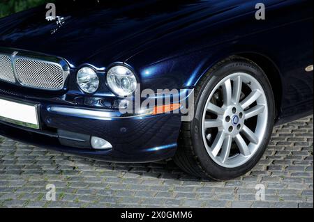 Jaguar, Jaguar Sovereign, Auto, Luxus, Lifestyle, Motorisierung, Großbritannien, Reisen, Verkehr, Automobil, historisch, Straßenstil, Transport, Stockfoto