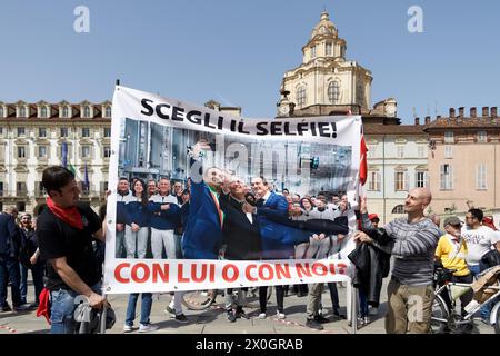 Turin, Italien. April 2024. Die Gewerkschaften streiken und protestieren gegen den Produktionsrückgang und gegen die zahlreichen Arbeitnehmer, die im Werk Mirafiori der FCA entlassenen Lohn zahlen. Quelle: M.Bariona/Alamy Live News Stockfoto