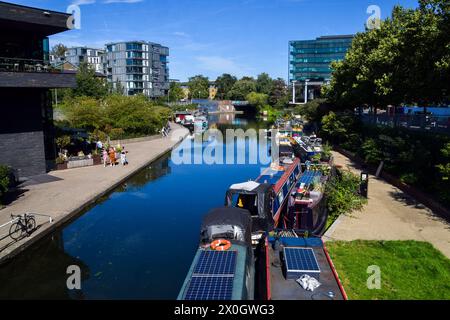 London, Großbritannien. August 2023. Regent's Canal in King's Cross. Quelle: Vuk Valcic/Alamy Stockfoto