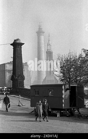 Blick auf den Bau des Ostberliner Fernsehturms. [Automatisierte Übersetzung] Stockfoto