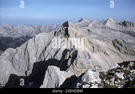 Herbstliche Ansicht der Hinterautalkette [automatisierte Übersetzung] Stockfoto