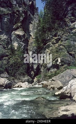 Südlicher Eingang zur Schlucht [automatisierte Übersetzung] Stockfoto