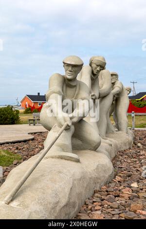 Magdalen Islands, Kanada - 6. September 2017: Das Fischerdenkmal in Etang du Nord, Magdalen Islands, Kanada. Für Männer und Frauen, die am beteiligt sind Stockfoto