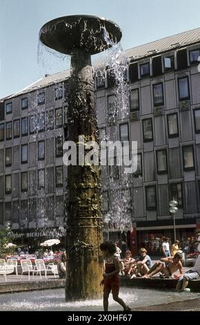 Sommer am Salome-Brunnen in der Münchner Fußgängerzone [automatisierte Übersetzung] Stockfoto