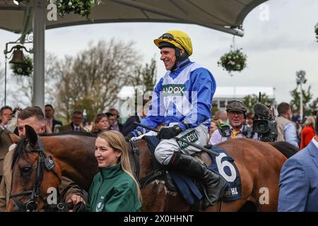 Liverpool, Großbritannien. April 2024. Kateira, geritten von Harry Skelton, gewinnt beim Randox Grand National 2024 Ladies Day am 12. April 2024 auf der Aintree Racecourse, Liverpool, Vereinigtes Königreich (Foto: Mark Cosgrove/News Images) in Liverpool, Vereinigtes Königreich am 12. April 2024. (Foto: Mark Cosgrove/News Images/SIPA USA) Credit: SIPA USA/Alamy Live News Stockfoto