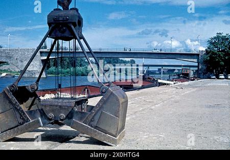 Hauptbrücken [automatisierte Übersetzung] Stockfoto