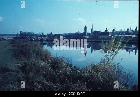 Ochsenfurt Main – Reflexion [automatisierte Übersetzung] Stockfoto