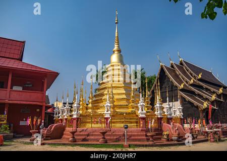 Golden Stupa von Wat Phantao, Chiang Mai, Thailand, Asien Stockfoto