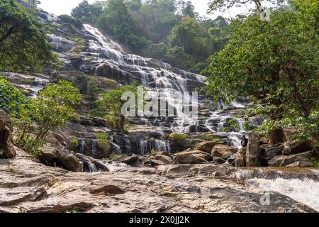 Mae Ya Wasserfall im Doi Inthanon Nationalpark in der Nähe von Chom Thong, Chiang Mai, Thailand, Asien Stockfoto