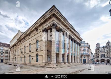 Großes Theater, Theater, Oper, Saint-Michel, Kirche, Architektur, Stadtbesichtigung, Dijon, Departements Cote-d'Or, Frankreich, Europa, Stockfoto