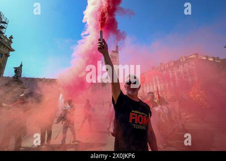 Turin, Italien. April 2024. TURIN - TURIN STREIK FÜR MIRAFIORI INDUSTRIEANLAGE STELLANTIS GROUP redaktionelle Verwendung nur Credit: Unabhängige Fotoagentur/Alamy Live News Stockfoto