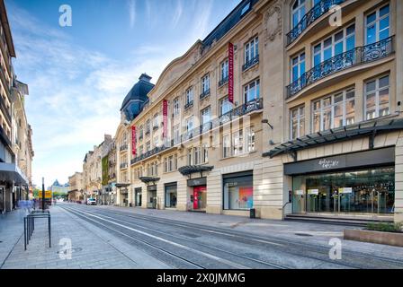 Magasin Galeries Lafayette, Kaufhaus, Hausfassade, Fassade, Stadtbesichtigung, Blick auf das Haus, Reims, Marne, Frankreich, Europa, Stockfoto