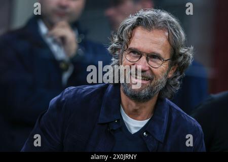 Mailand, Italien. April 2024. Carlo Cracco nimmt an den Viertelfinalen der UEFA Europa League 2023/24 Teil, dem 1. Leg-Fußballspiel zwischen AC Milan und AS Roma im San Siro Stadium. Quelle: SOPA Images Limited/Alamy Live News Stockfoto