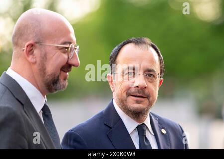 Wien, Wien, Österreich. April 2024. Präsident Zyperns NIKOS CHRISTODOULIDES begrüßt von Präsident des Europäischen Rates CHARLES MICHEL zu Gesprächen über die "strategische Agenda der EU" (Credit Image: © Andreas Stroh/ZUMA Press Wire) NUR REDAKTIONELLE VERWENDUNG! Nicht für kommerzielle ZWECKE! Stockfoto