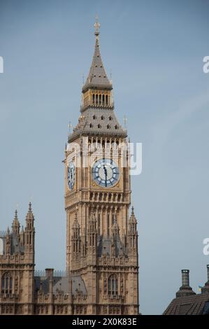 Big Ben's Clock Tower, Houses of Parliament; Westminster, London, UKBig Ben ist der gebräuchliche Name für die große Glocke der Großen Uhr von Westminster, A Stockfoto