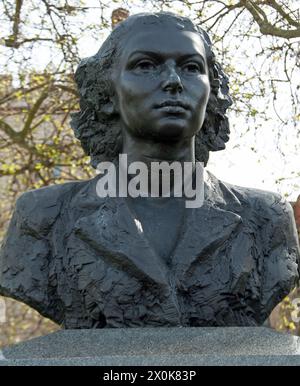 Statue von Violette Szabo, die eine wichtige Rolle in der SOE als französische Widerstandskämpfer im 2. Weltkrieg spielte, Lambeth, London, Großbritannien; Memorial Statue; Stockfoto