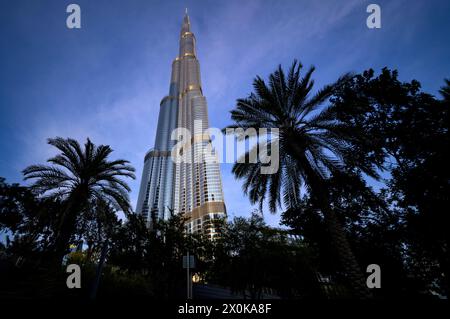 Burj Khalifa, Lake Burj Khalifa, Park Burj Khalifa by EMAAR, Palms, Stadtzentrum, Finanzviertel, Dubai, Vereinigte Arabische Emirate, VAR Stockfoto