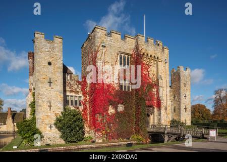 England, Kent, Edenbridge, Hever, Hever Castle im Herbst Stockfoto