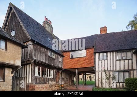 England, Kent, Penshurst Place, Fachwerkhäuser Aus Der Tudor-Ära Stockfoto