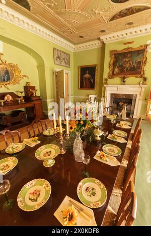 England, Hampshire, Hinton Hampner, Hinton Hampner Country House, The Dining Room Stockfoto