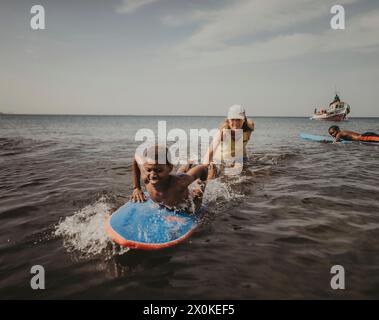 Familienurlaub von 6 Monaten in Westafrika, Kap Verde, Santiago Island in Tarrafal Stockfoto