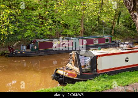 Canal Narrowboat auf dem Shropshire union Canal im Dorf Audlem England Stockfoto