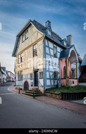 Fachwerkhaus in Hattenheim im Rheingau, Hauptstraße Stockfoto