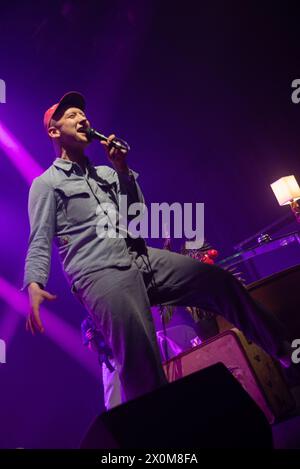 London, Vereinigtes Königreich. April 2024. Yellow Days, auch bekannt als George Van den Broek, zeigt eine Show im berühmten Koko von Camden. Cristina Massei/Alamy Live News Stockfoto