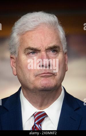 Washington, Usa. April 2024. House Majority Whip Tom Emmer (Republikaner von Minnesota) nimmt an einer Pressekonferenz im United States Capitol in Washington, DC, USA, am Mittwoch, den 10. April, Teil. 2024. Foto: Rod Lamkey/CNP/ABACAPRESS.COM Credit: abaca Press/Alamy Live News Stockfoto