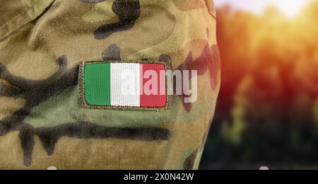 Italienische Flagge auf italienischer Uniform Stockfoto