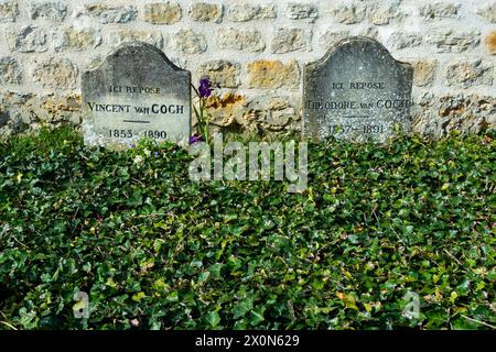 Auvers-sur-Oise. Gräber von Vincent und Theo Van Gogh auf dem Friedhof. Departement Val-d'Oise. Ile-de-France. Frankreich. Europa Stockfoto