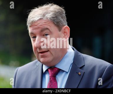 Fianna Fail Kandidat bei den bevorstehenden Wahlen zum Europäischen Parlament Senator Niall Blaney im Fianna Fail Ard Fheis im Dublin Royal Convention Centre. Bilddatum: Samstag, 13. April 2024. Stockfoto