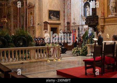 Torino, Italien. April 2024. Una visione generale della chiesa durante i funerali dell'imprenditore Paolo Pininfarina a Torino, Italia - Cronaca - Sabato 13 April 2024 - ( Foto Alberto Gandolfo/LaPresse ) Eine allgemeine Ansicht während der Beerdigung des Unternehmers Paolo Pininfarina in Turin, Italien - Samstag, 13. April 2024 - News - ( Foto Alberto Gandolfo/LaPresse ) Credit: LaPresse/Alamy Live News Stockfoto