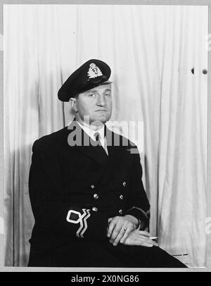 Fotografisches negativ mit Lieutenant T.W. Boyd, DSO, RNVR, einem britischen Kombinierten Offizier, der die Vereinigten Staaten besucht. Stockfoto