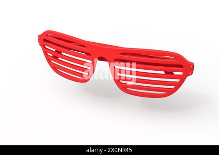 Rote Blendenschattierungen, abgewinkelt auf weißem Hintergrund Stockfoto