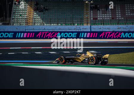 Misano Adriatico, Rimini, Italien. April 2024. Jean-Eric Vergne vom DS Penske Team fährt während der Qualifingsession beim Misano E-prix, 6. Runde der Formel-E-Weltmeisterschaft (Credit Image: © Luca Martini/ZUMA Press Wire) NUR REDAKTIONELLE VERWENDUNG! Nicht für kommerzielle ZWECKE! Stockfoto