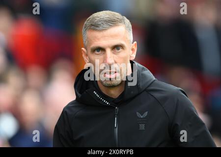 Gary O'Neil, Manager der Wolverhampton Wanderers während des Premier League-Spiels zwischen Nottingham Forest und Wolverhampton Wanderers auf dem City Ground, Nottingham am Samstag, den 13. April 2024. (Foto: Jon Hobley | MI News) Credit: MI News & Sport /Alamy Live News Stockfoto