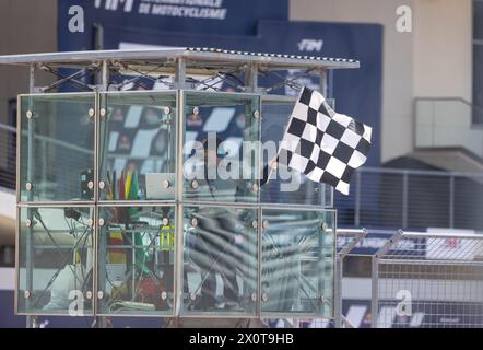 Austin, Usa . April 2024. Track Crew während der Qualifikationsrunde auf dem Circuit of the Americas vor dem Red Bull Gran Prix in Austin, Texas am 13. April 2024. (Foto: Stephanie Tacy/SIPA USA) Credit: SIPA USA/Alamy Live News Stockfoto