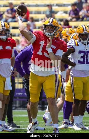 Baton Rouge, LA, USA. April 2024. LSU Quarterback AJ Swann (15) liefert einen Pass während des jährlichen National L Club LSU Spring Game im Tiger Stadium in Baton Rouge, LA. Jonathan Mailhes/CSM/Alamy Live News Stockfoto