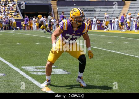 Baton Rouge, LA, USA. April 2024. LSU Linebacker West Weeks (33) durchläuft Übungen während des jährlichen National L Club LSU Spring Game im Tiger Stadium in Baton Rouge, LA. Jonathan Mailhes/CSM/Alamy Live News Stockfoto