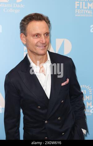 Miami, Vereinigte Staaten Von Amerika. April 2024. MIAIMI, FL-13. APRIL: Regisseur Tony Goldwyn nimmt an der Verleihung des Art of Light Award an Tony Goldwyn für EZRA während des 41. Jährlichen Miami Film Festivals am 13. April 2024 in Miami, Florida Teil. (Foto: Alberto E. Tamargo/SIPA USA) Credit: SIPA USA/Alamy Live News Stockfoto