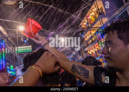 Songkram Thai Buddhist Neujahrsparade, Segen und Wasserschlachten in Chiang Mai, Thailand Stockfoto