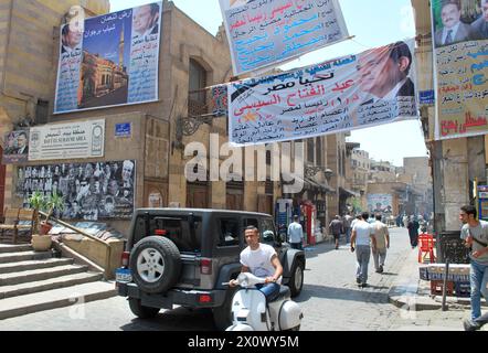 Anhänger von Abdel Fattah el-Sisi bei den Präsidentschaftswahlen 2014 in Kairo, Ägypten Stockfoto