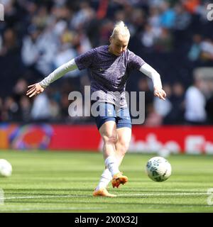 London, Großbritannien. April 2024. Bethany England of Spurs Women wärmt sich beim Halbfinalspiel der Frauen im FA Cup zwischen Tottenham Hotspur Women und Leicester City Women am 14. April 2024 im Tottenham Hotspur Stadium in London auf. Foto von Ken Sparks. Nur redaktionelle Verwendung, Lizenz für kommerzielle Nutzung erforderlich. Keine Verwendung bei Wetten, Spielen oder Publikationen eines einzelnen Clubs/einer Liga/eines Spielers. Quelle: UK Sports Pics Ltd/Alamy Live News Stockfoto