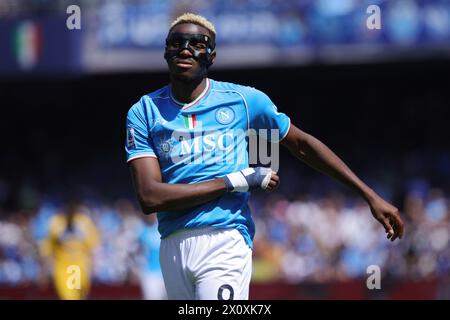 Neapel, Italie. April 2024. Victor Osimhen von Neapel reagiert während des italienischen Meisterschaftsspiels Serie A zwischen SSC Napoli und Frosinone Calcio am 14. April 2024 im Stadio Diego Armando Maradona in Neapel, Italien - Foto Federico Proietti/DPPI Credit: DPPI Media/Alamy Live News Stockfoto