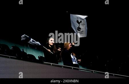 Tottenham, Großbritannien. April 2024. Halbfinale des Adobe FA Cup für Damen. Tottenham Hotspur V Leicester City. Tottenham Hotspur Stadium. Tottenham. Während des Tottenham Hotspur V Leicester City Adobe Womens FA Cup Halbfinale im Tottenham Hotspur Stadium, Tottenham. Quelle: Sport In Pictures/Alamy Live News Stockfoto