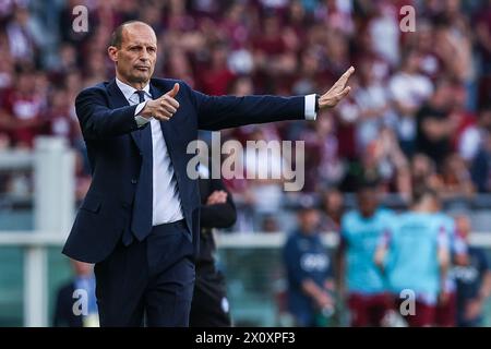 Massimiliano Allegri Cheftrainer des Juventus FC Gesten während des Fußballspiels der Serie A 2023/24 zwischen Turin FC und Juventus FC im Stadio Olimpico Grande Turin. Endpunktzahl: Turin 0:0 Juventus. Stockfoto