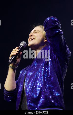 Vincent Gross live bei der Schlagernacht des Jahres 2024 in der Barclay Cards Arena. Hamburg, 13.04.2024 *** Vincent Gross live in der Schlagernacht des Jahres 2024 in der Barclay Cards Arena Hamburg, 13 04 2024 Foto:xgbrcix/xFuturexImagex schlagernacht 4443 Stockfoto