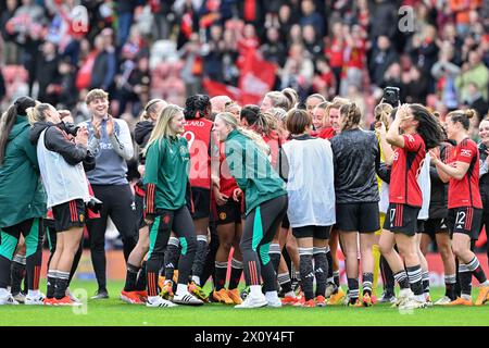 Leigh, Großbritannien. April 2024. Manchester United feiert das Vollzeitresultat beim Halbfinalspiel Manchester United Women gegen Chelsea FC Women im Leigh Sports Village, Leigh, Großbritannien, 14. April 2024 (Foto: Cody Froggatt/News Images) in Leigh, Großbritannien am 14. April 2024. (Foto: Cody Froggatt/News Images/SIPA USA) Credit: SIPA USA/Alamy Live News Stockfoto